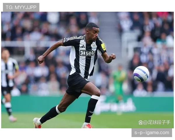 伊萨克战术调整显成效，球队整体实力或将进一步提升