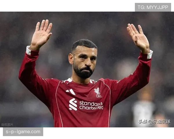 萨拉赫斯洛特强势突破，闪耀赛场彰显未来足球新星实力