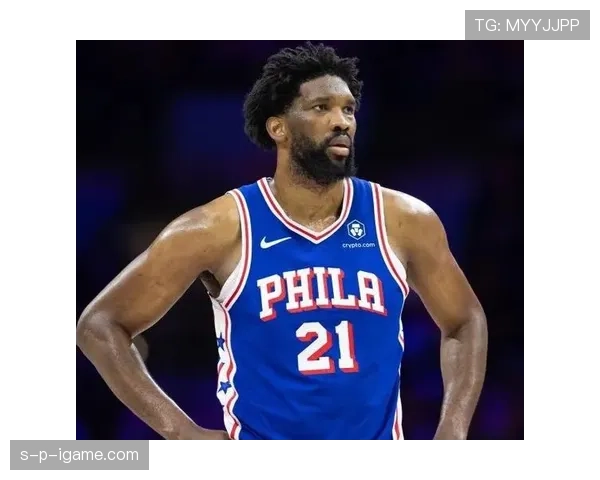 乔尔·恩比德那双鞋都能买下我一整年工资了吧